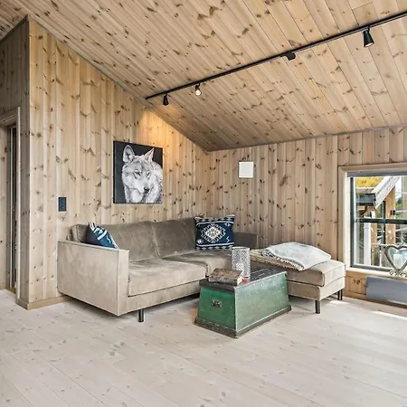 Very And Fresh 4 Bedr, 10p 2 Floors, Sauna, In And Out Apartamento