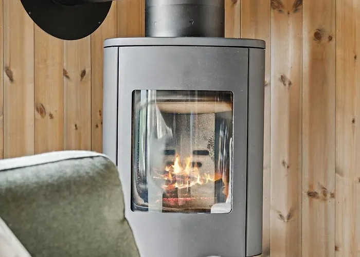 Very And Fresh 4 Bedr, 10p 2 Floors, Sauna, In And Out Lägenhet